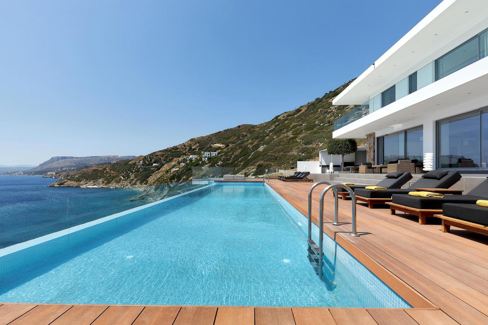 Beachfront Villa In Crete - Epavli Luxury Villa Агия-Пелагия  Экстерьер фото
