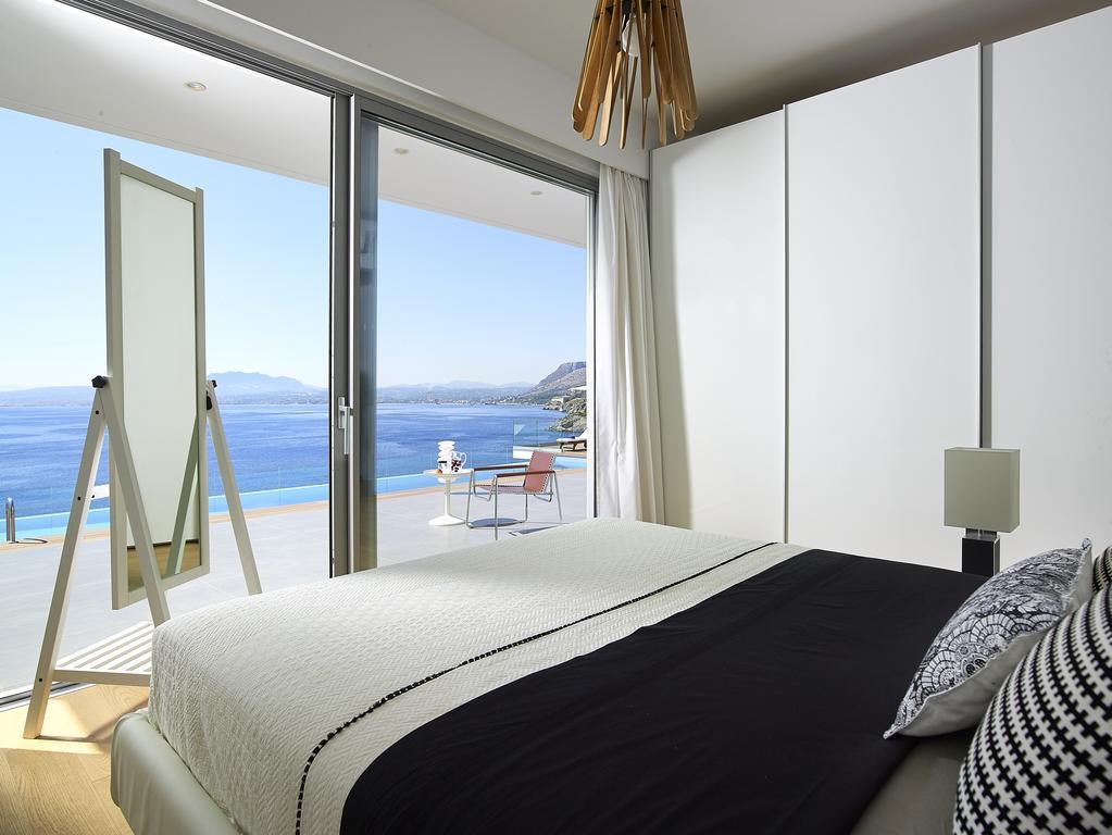 Beachfront Villa In Crete - Epavli Luxury Villa Агия-Пелагия  Экстерьер фото